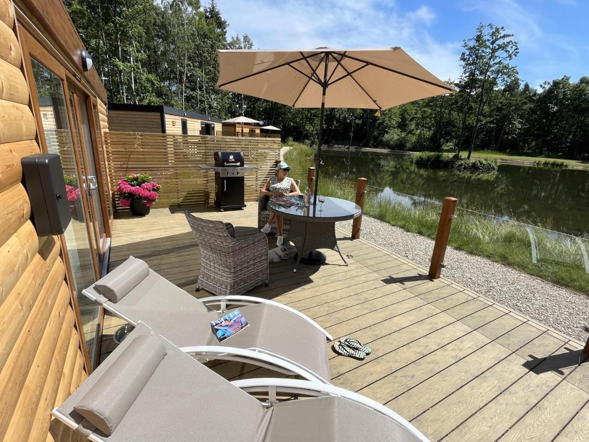 Oak Boutique Lodge Includes Hot Tub Air Con & Dog York Exterior foto